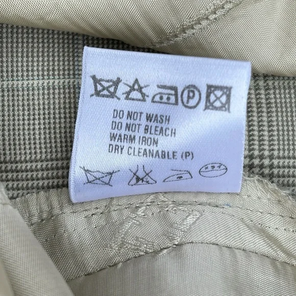 Escada Womens Wool Pants Sz 14 Pleated Tapered Leg Plaid Print Preppy Academia